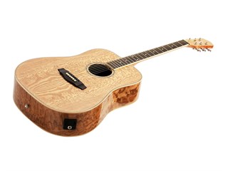 Idyllwild by Monoprice Quilted Ash Acoustic Steel String Guitar with Fishman Pickup Tuner and Gig Bag