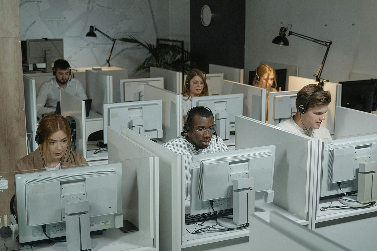 Your Guide to Call Center Tech Setups: Reliable Tools for Everyday Success