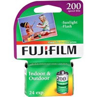 Fujifilm Superia 200 35mm Color Film Roll - ISO 200