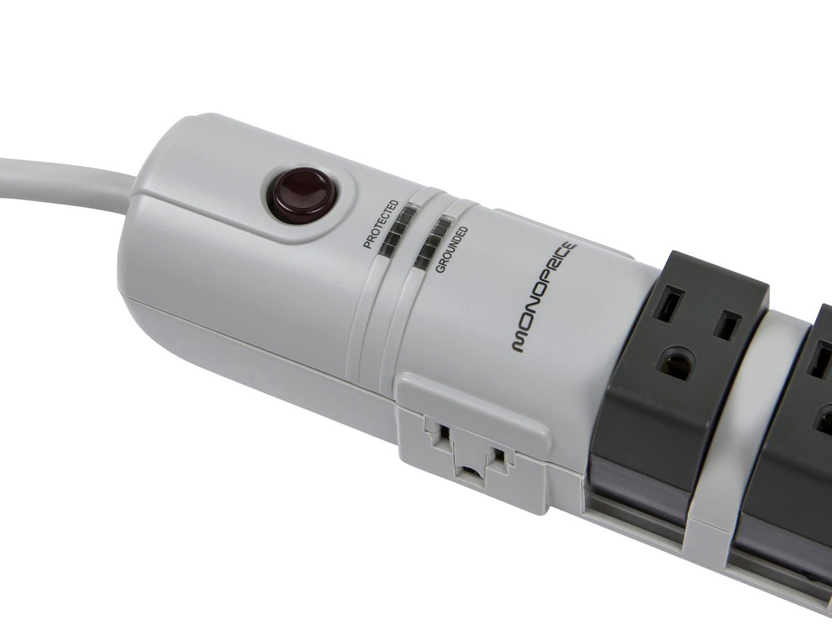 Outlet 8. Monoprice USB 2.0 WIFI.