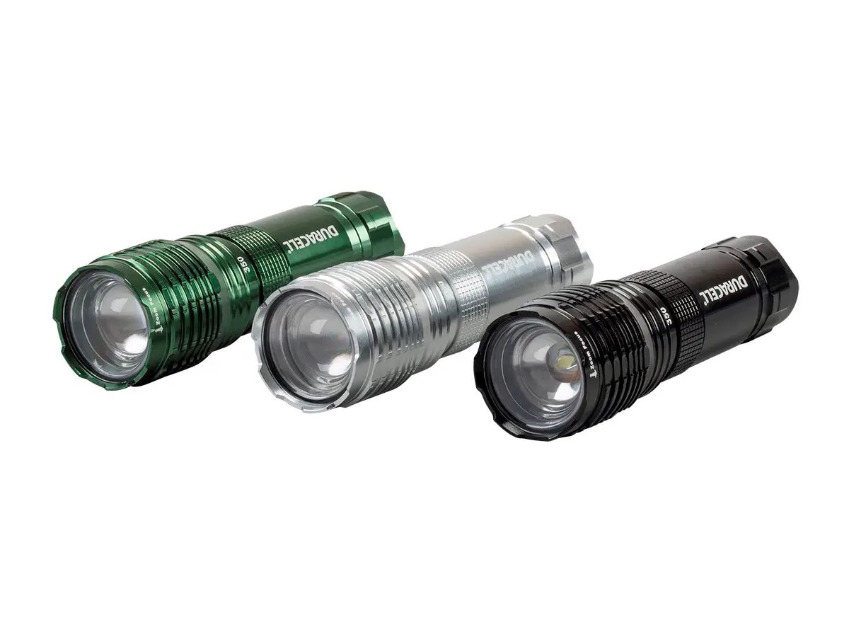 Duracell 350 Lumen Flashlight with Zoom, 4AAA (Batteries Included) 3