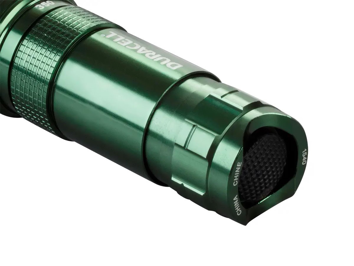Duracell 350 Lumen Flashlight with Zoom, 4AAA (Batteries Included) 3