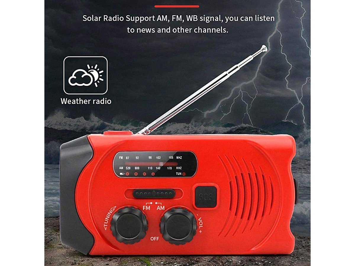 Solar Hand Crank AM/FM Radio W LED Flashlight Emergency Phone Charger TDM Q 